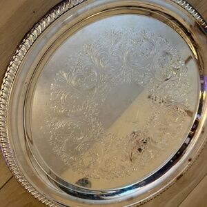 ✨ Sheridan Silver Plated Round Serving Tray – Vintage Ornate Design ✨